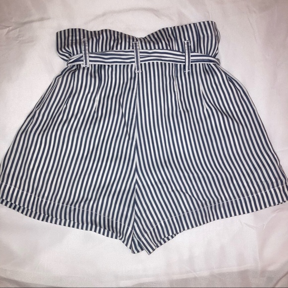 Abercrombie Summer Shorts - Picture 3 of 4